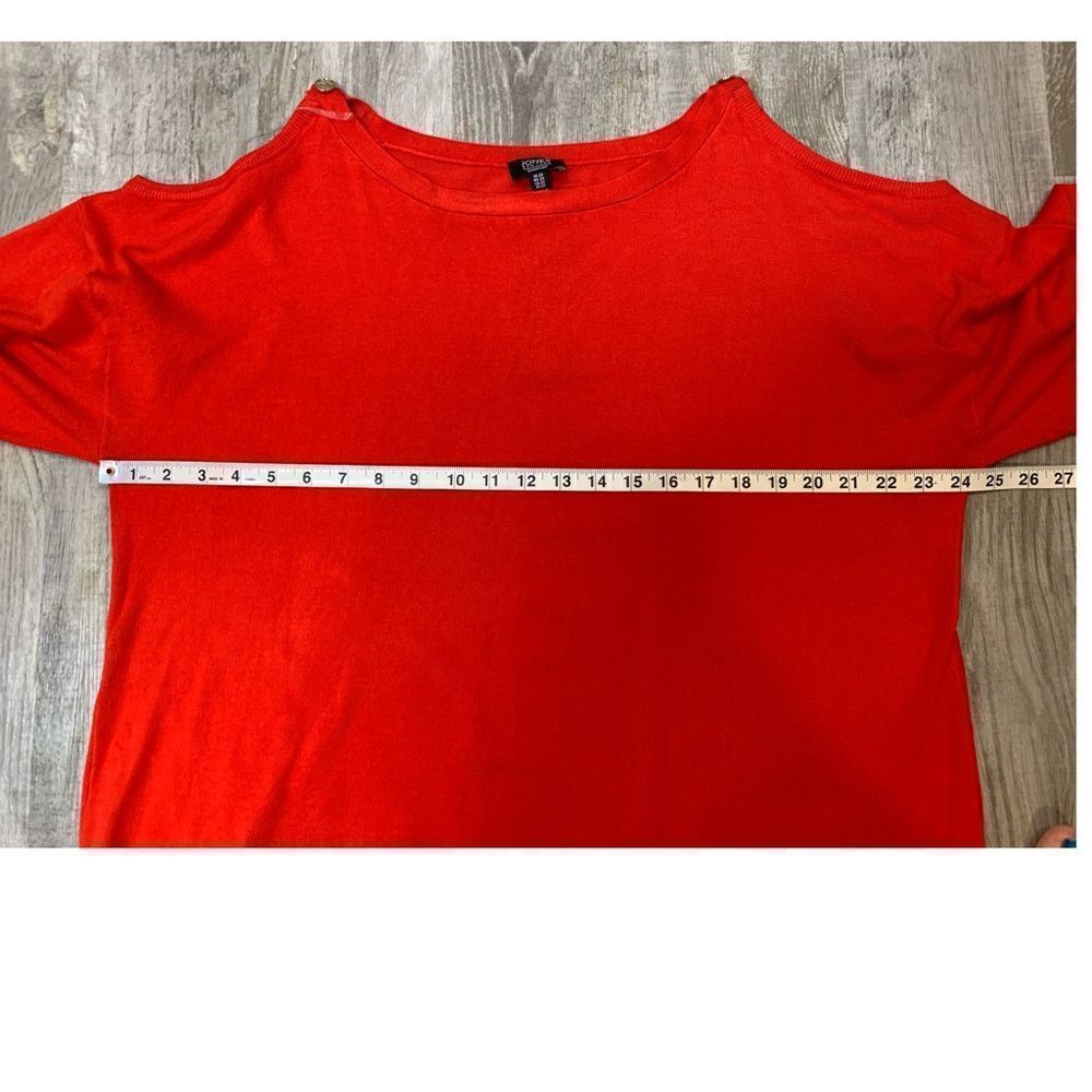 NWT Jones New York Red Long sleeve peep shoulder with gold bottom detai… - Picture 6 of 13